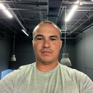 Carlos Huguenin