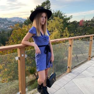 Lona