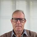Simon W.