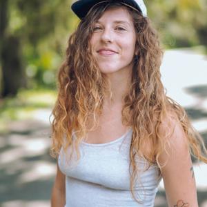 DJ