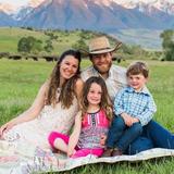 Nelson’s Guides & Flies
