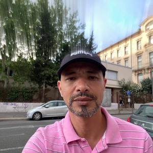 Yanis