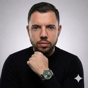 Junior