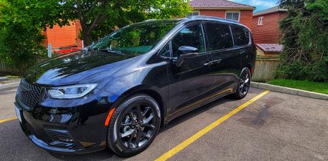 Chrysler Pacifica 2024