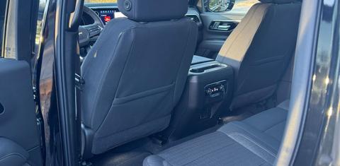 Chevrolet Suburban 2025