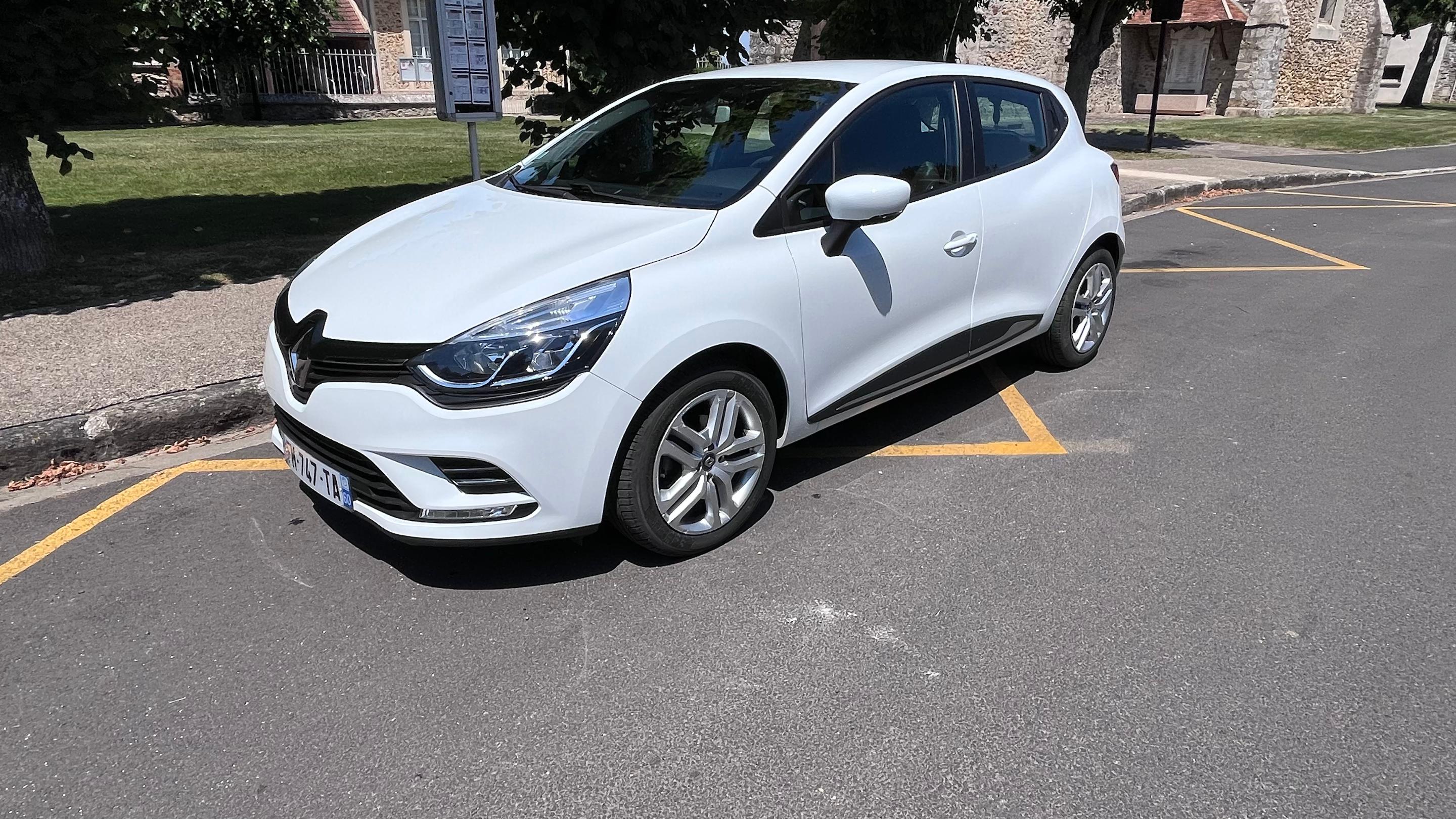 Renault CLIO V 2019 à Gretz-Armainvilliers