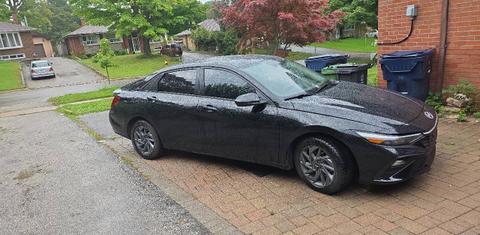 Hyundai Elantra 2024