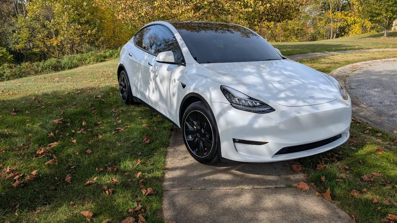 Tesla Model Y 2022 in Middletown, DE
