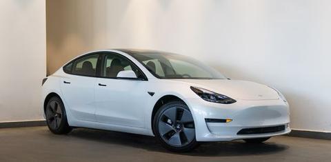 Tesla Model 3 2021