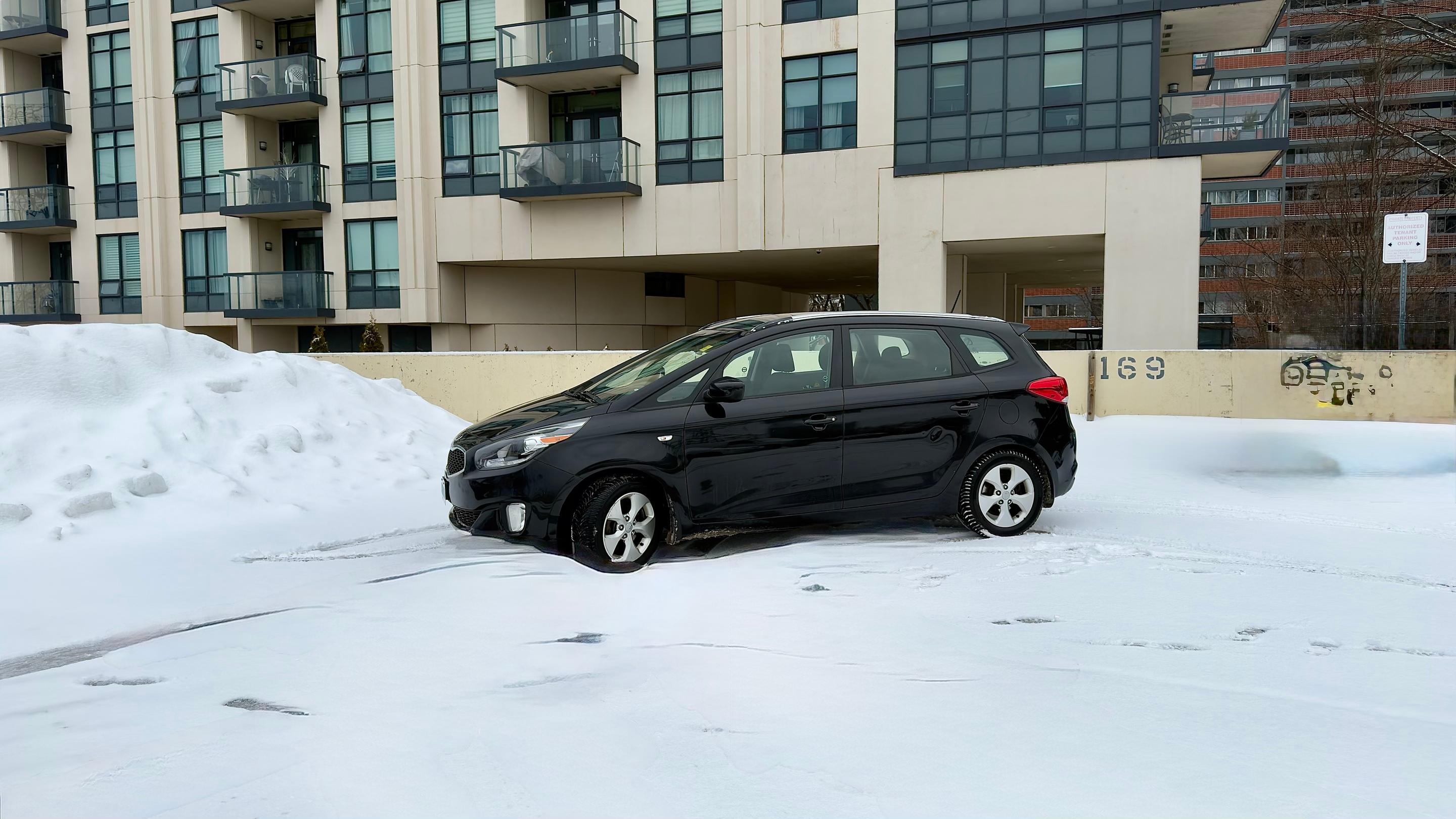 Kia Rondo 2014 in Toronto, ON