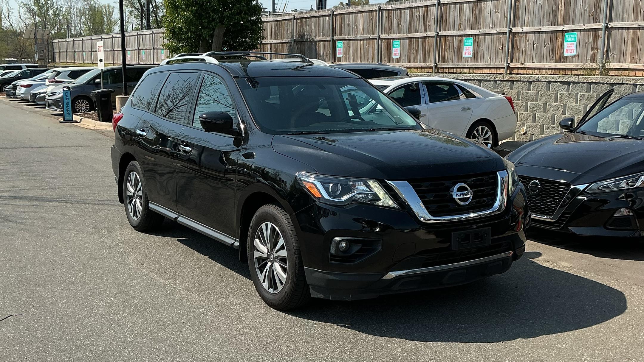 Nissan Pathfinder 2017 in 
