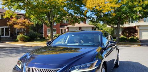 Lexus ES 2019