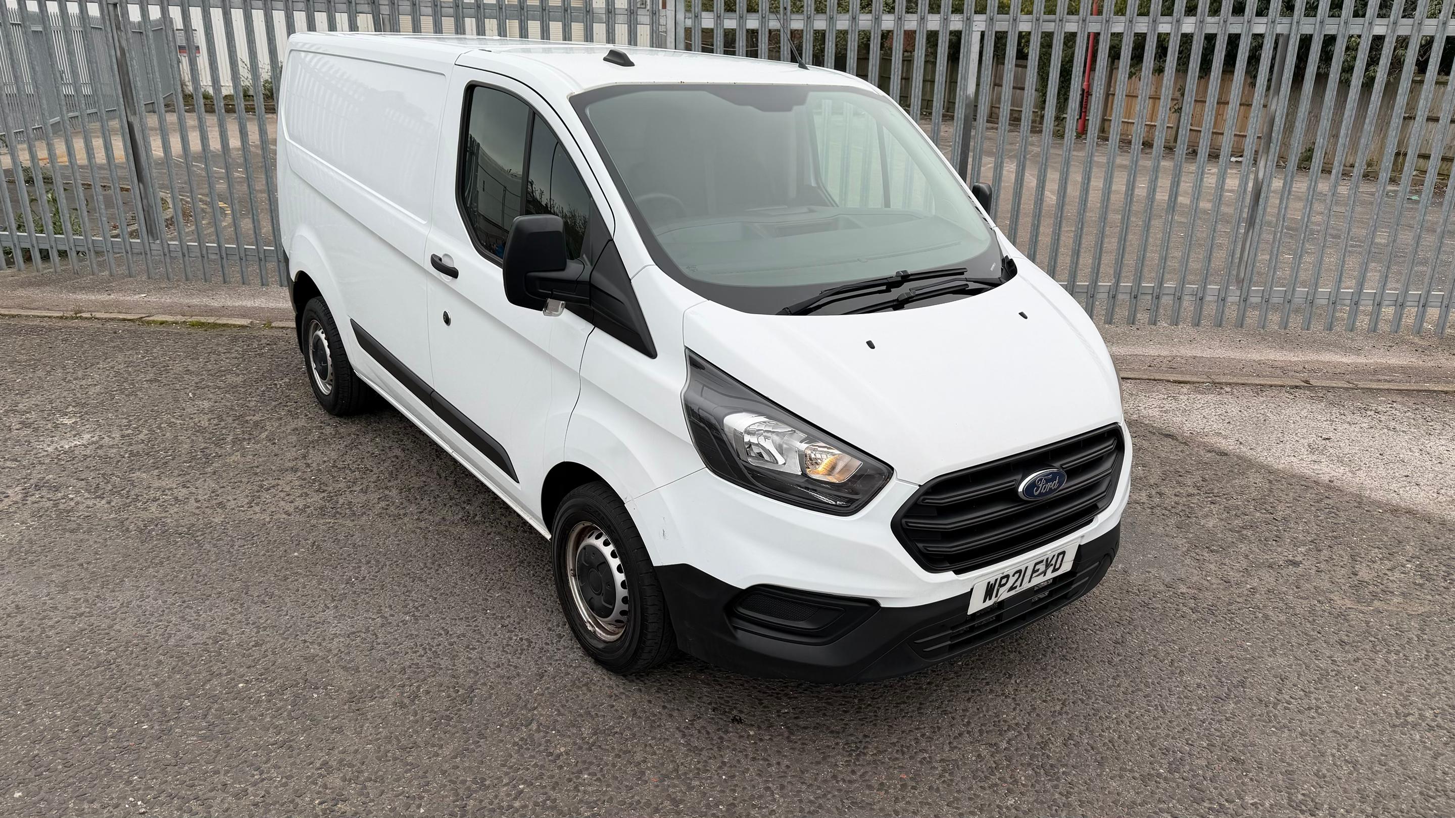 Ford Transit Custom 2021 in London