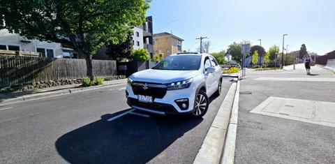 Suzuki S-CROSS 2023