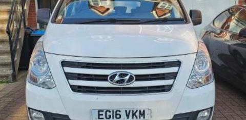 Hyundai i800 2016