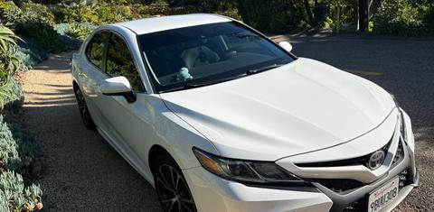 Toyota Camry 2019