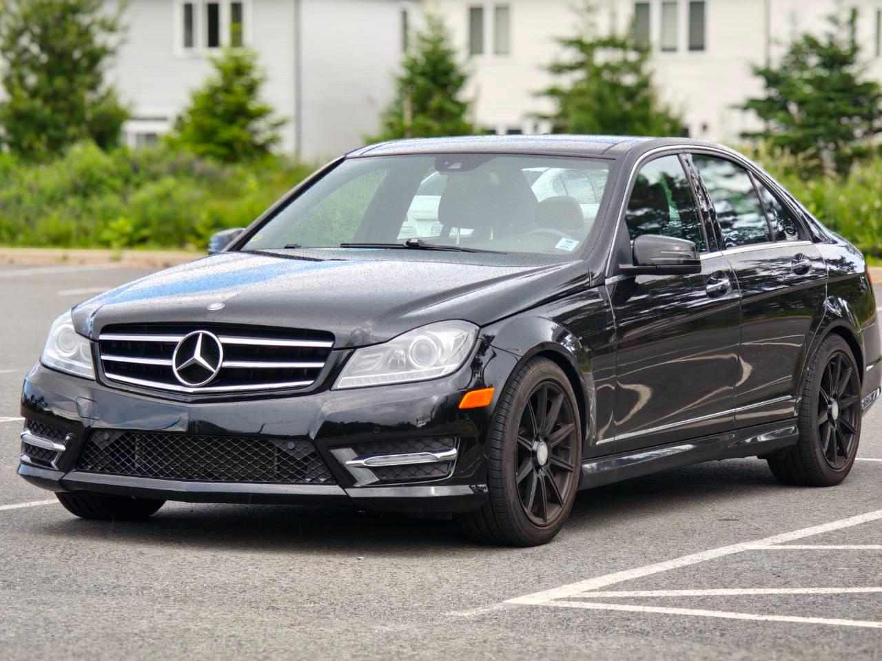 Mercedes-Benz C-Class 2014 in Bedford, NS