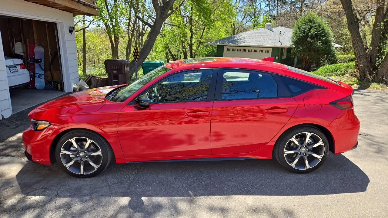 Honda Civic Hybrid 2026 in Minnetonka, MN