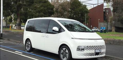 Hyundai STARIA 2025