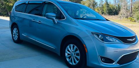 Chrysler Pacifica 2019