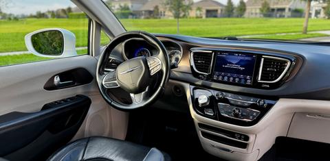 Chrysler Pacifica 2018