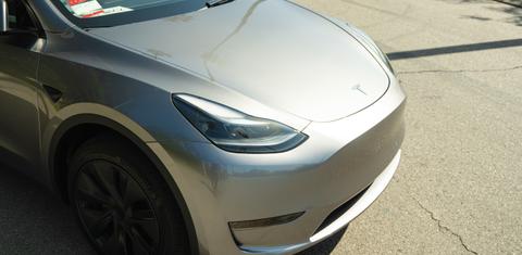 Tesla Model Y 2025