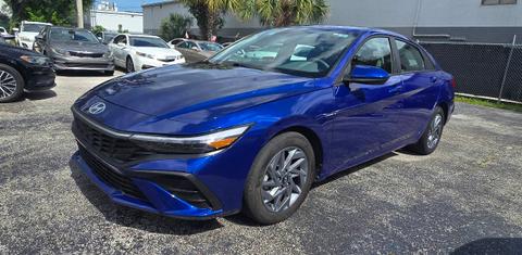 Hyundai Elantra 2024