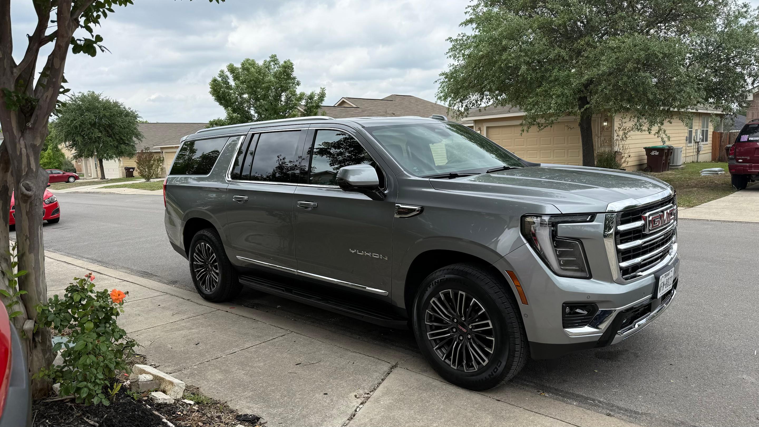 GMC Yukon XL 2026 in Floresville, TX