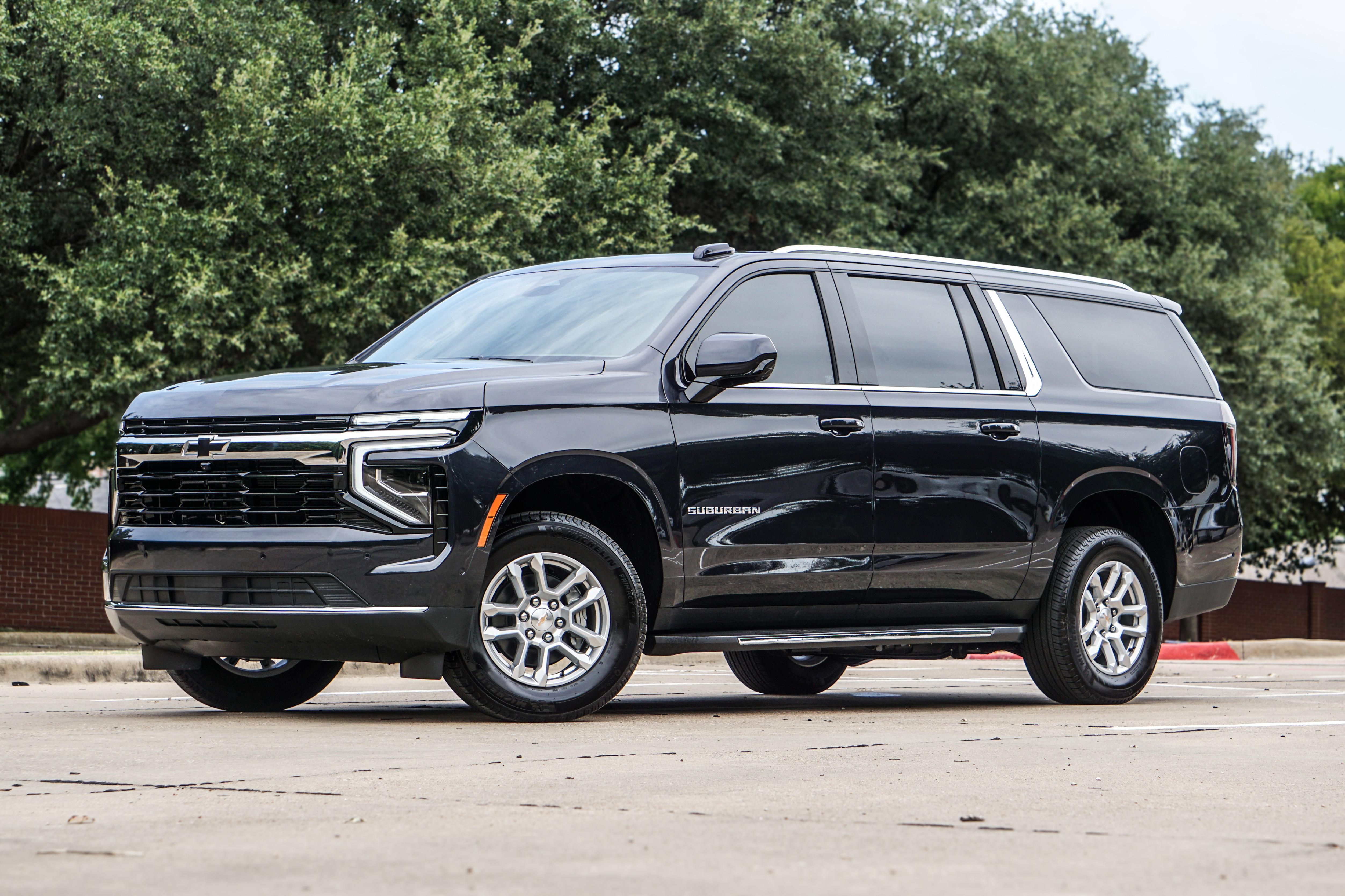 Chevrolet Suburban 2026 in Plano, TX