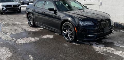 Chrysler 300 2023