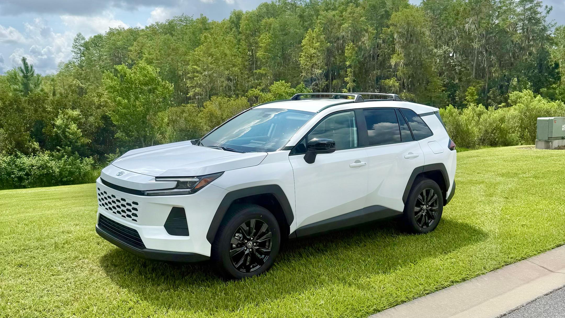 Toyota RAV4 Hybrid 2026 in Kissimmee, FL