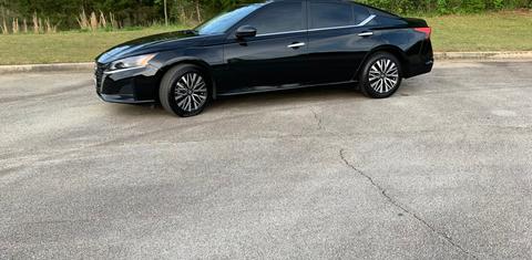 Nissan Altima 2025