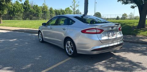 Ford Fusion Hybrid 2016