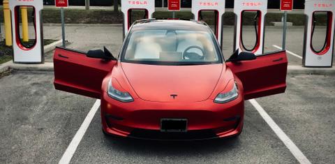 Tesla Model 3 2022