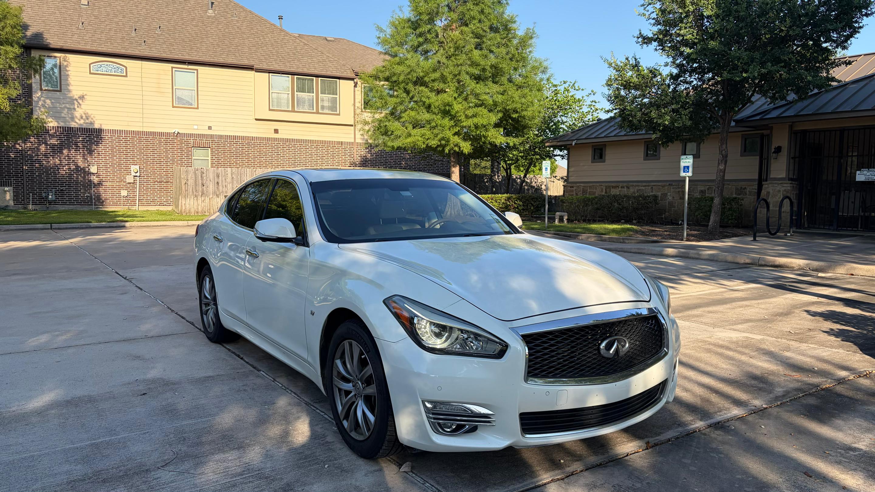 INFINITI Q70 2016 in Houston, TX