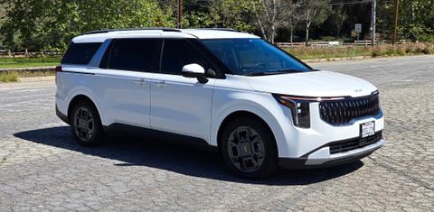 Kia Carnival Hybrid 2025