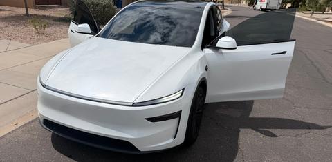 Tesla Model Y 2026