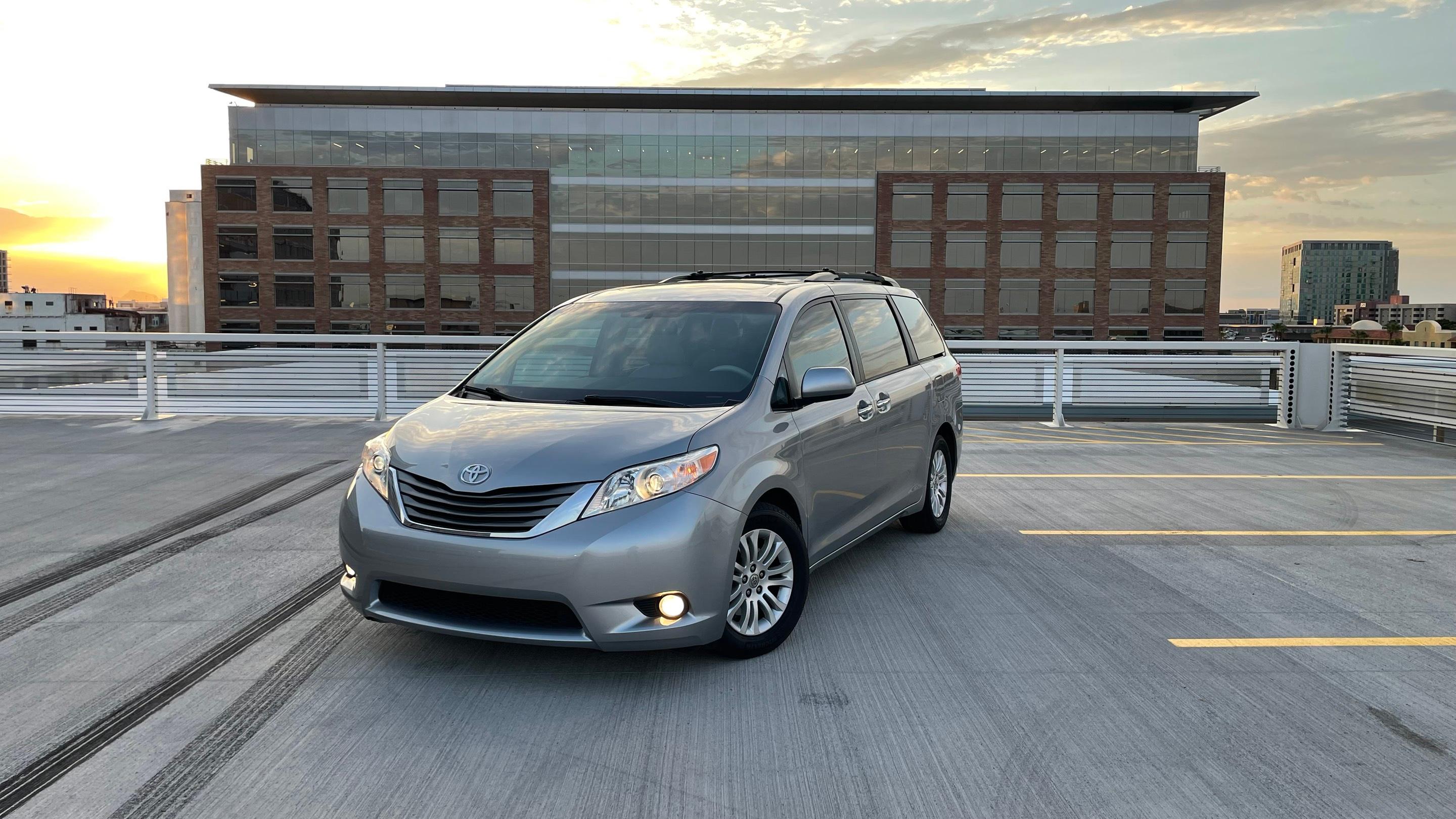 Toyota Sienna 2013 in Tempe, AZ