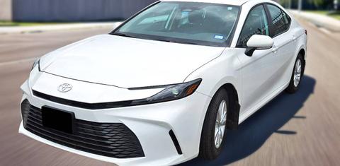 Toyota Camry Hybrid 2025