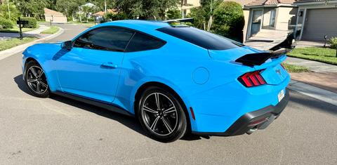 Ford Mustang 2024