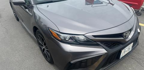 Toyota Camry 2021