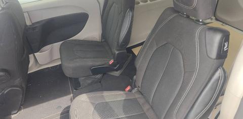 Chrysler Grand Caravan 2022