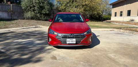 Hyundai Elantra 2020