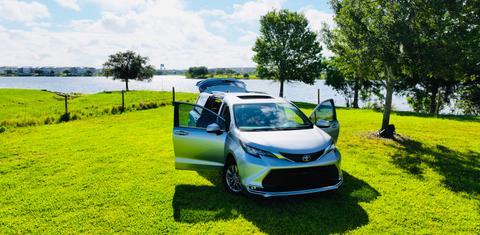 Toyota Sienna 2023