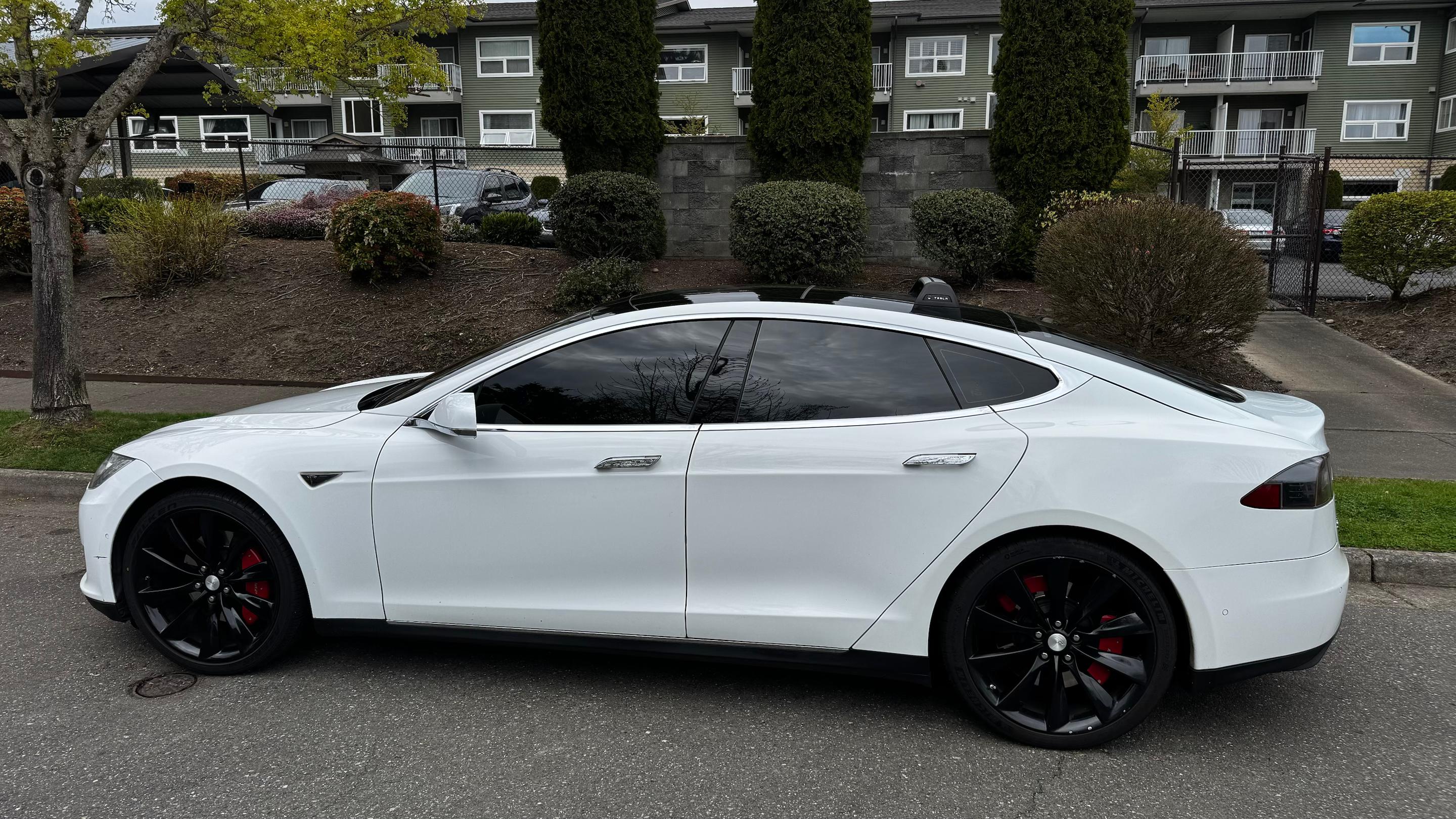 Tesla Model S 2015 in 