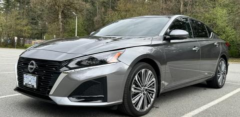 Nissan Altima 2023