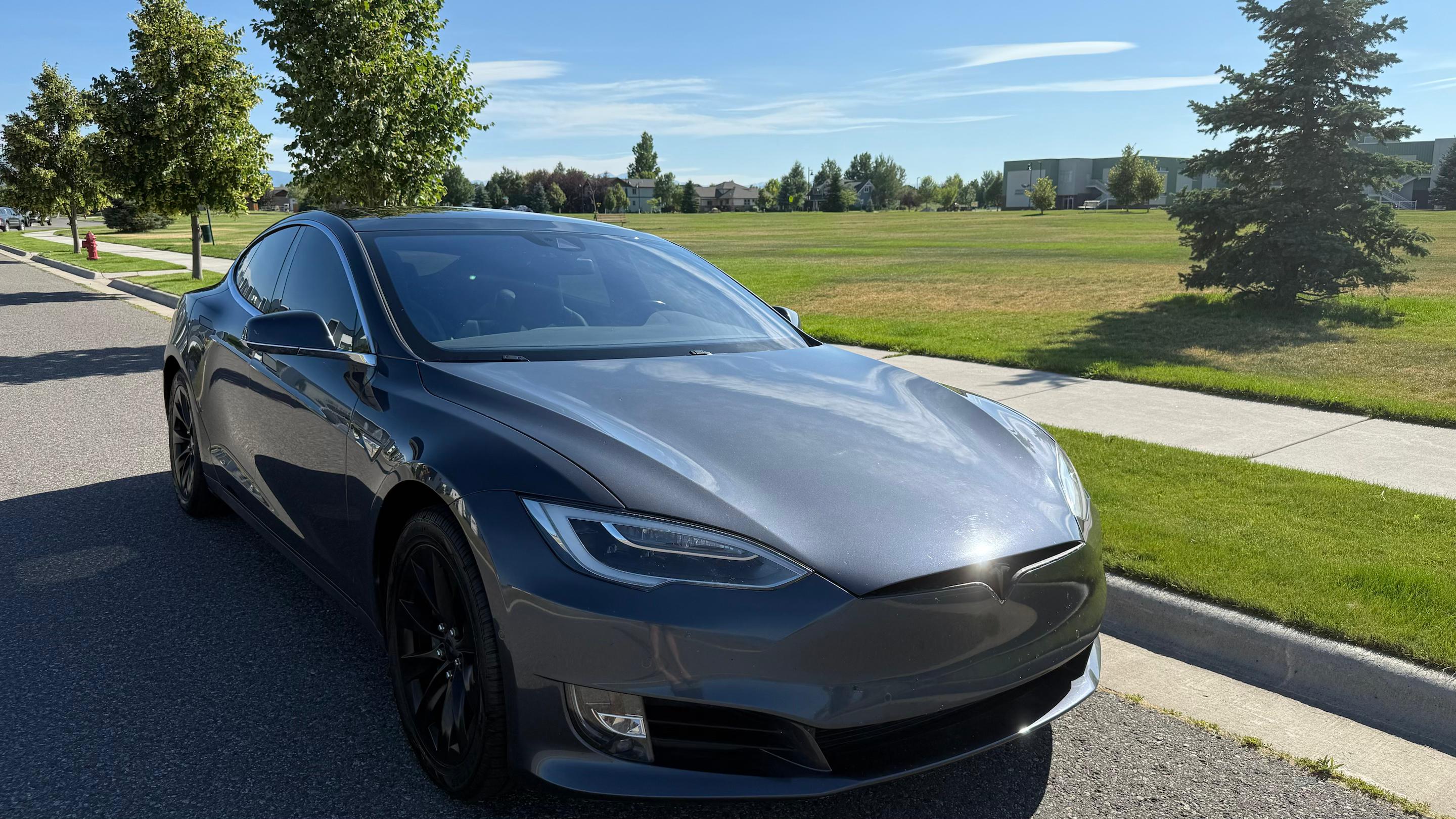 Tesla Model S 2016 in Bozeman, MT