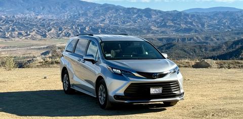 Toyota Sienna 2025