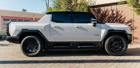 GMC HUMMER EV 2026