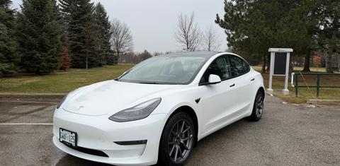 Tesla Model 3 2023